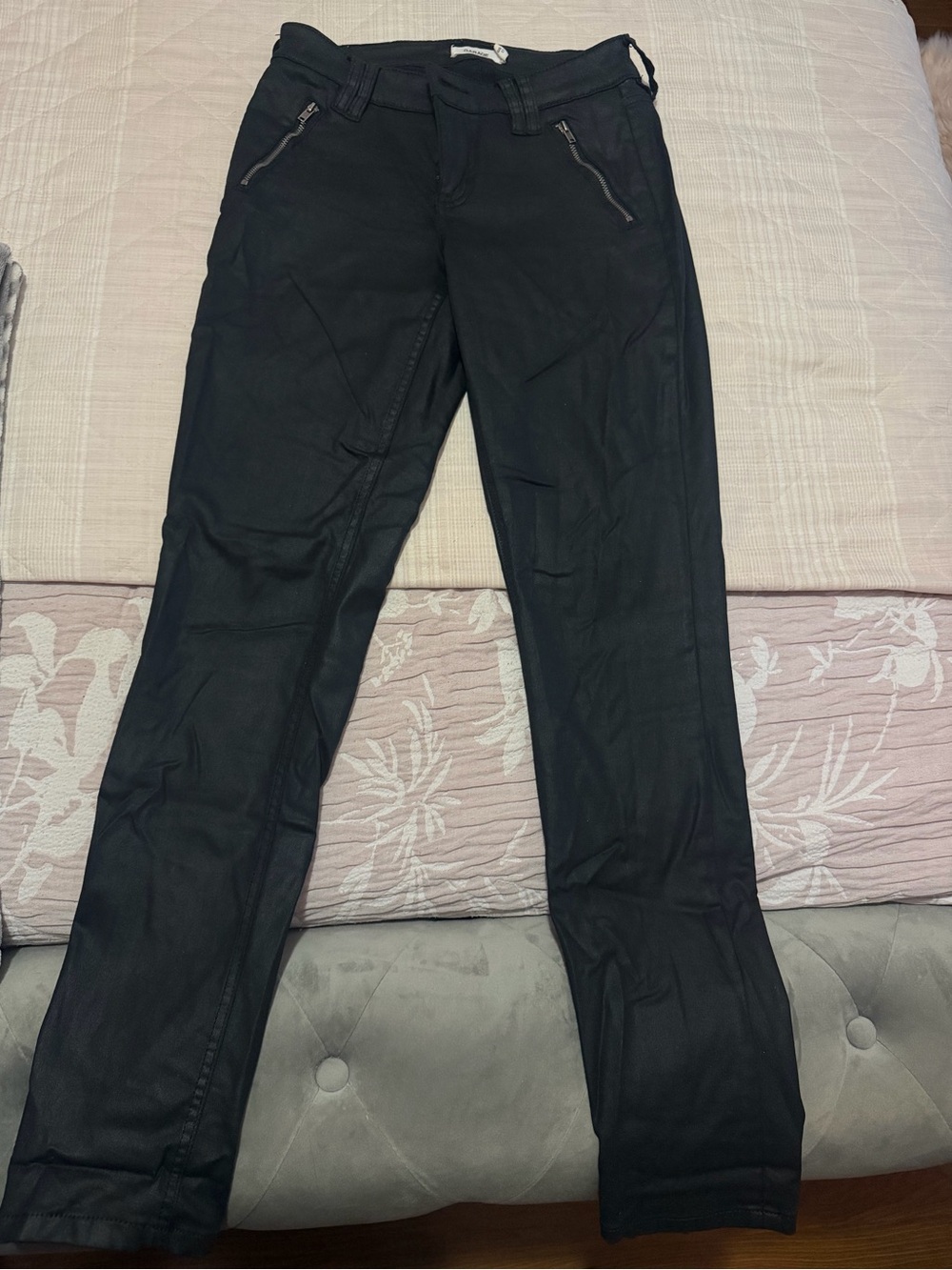 Garage Low Rise Skinny Coated Pant Black